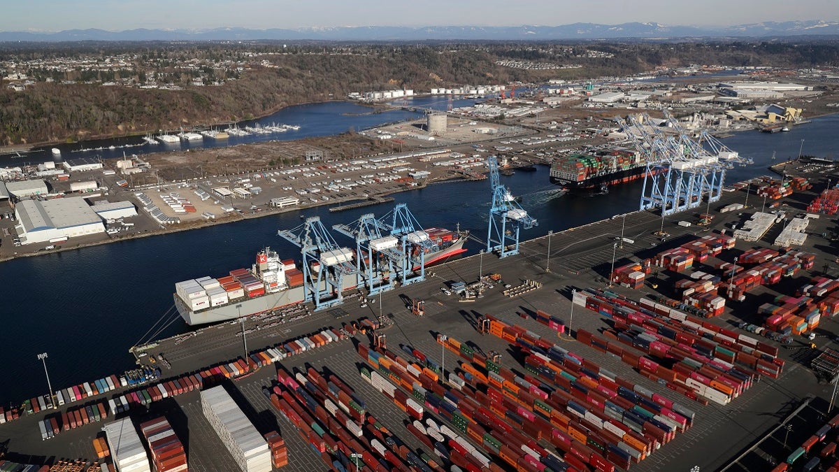 Tacoma port cargo