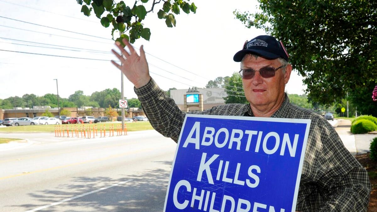 Abortion protest in Alabama