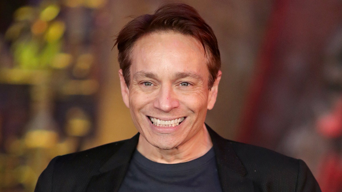 “Saturday Night Live” alum Chris Kattan claimed in his upcoming memoir that he broke his neck while performing a sketch, and it led to years of drug addiction struggles.