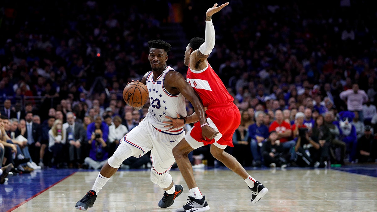 Butler might want to join the Lakers if the team clears the cap space. (AP Photo/Chris Szagola)