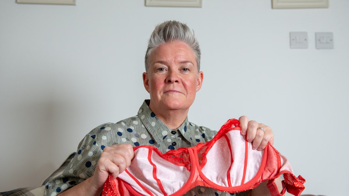 Woman claims tight-fitting underwire bras caused giant cyst