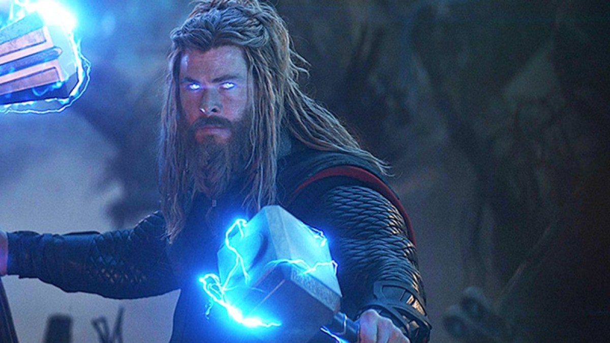 Chris Hemsworth insisted on keeping Thor's weight gain permanent in "Avengers: Endgame."