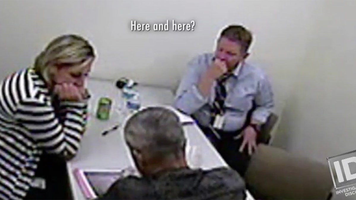 Chris Watts being interrogated by investigators. — ID