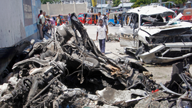 Suicide car bomb kills 6 in Somalia's capital, Mogadishu