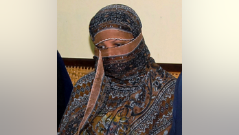 Pakistani court grants month's bail to 2 radical clerics