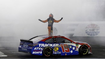 Martin Truex Jr. wins Coca-Cola 600 with 4-wide pass