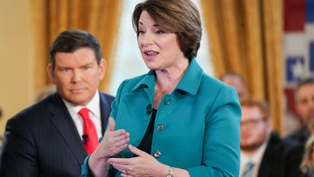 Klobuchar goes off on restrictive abortion laws: 'This is dangerous'