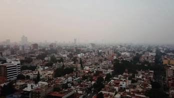 Mexico capital advises residents to stay inside due to fires