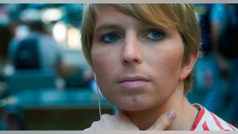 Judge orders Chelsea Manning to be released from jail