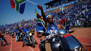 South Africa sweeps into final election campaign weekend