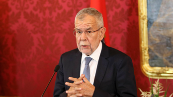 Austrian president formally dismisses Kurz's government