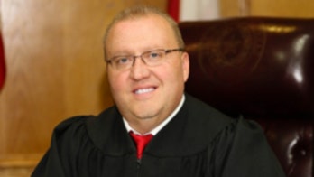 Atheist group sues Texas judge for 'unconstitutional' opening prayer