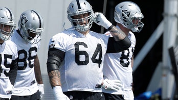 Oakland Raiders' Richie Incognito seen pushing opponent's head into dirt after play