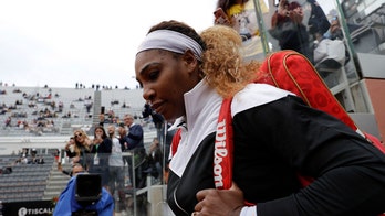 Serena Williams withdraws from Rome with injured knee