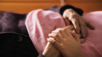 What happens in hours before death? Many don't know