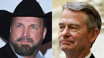 Garth Brooks will perform second show in Boise after call from Idaho Gov. Brad Little