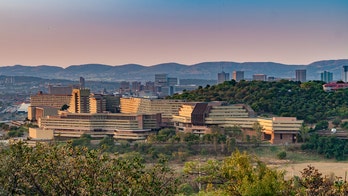 Florida university students, faculty robbed at gunpoint during school trip to South Africa