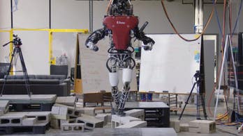 Humanoid robot crosses balance beam with ease in new video