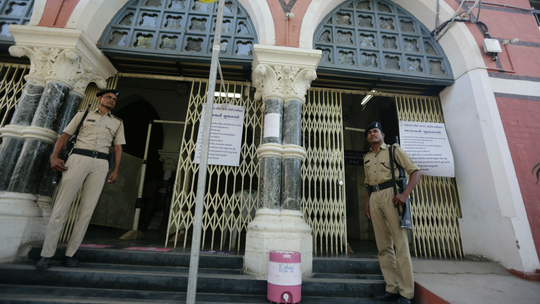 Vote counting begins in India, Modi expected to hold power