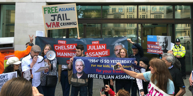 Julian Assange misses kangaroo-court session, Wikileaks has 'grave concerns' about health ContentBroker_contentid-d303d63dc8a74852ab3364d2f3d66c49