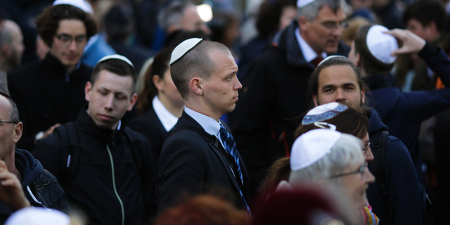 People attend a demonstration against an antisemitic attack in Berlin on April 25, 2018. (AP Photo / Markus Schreiber)