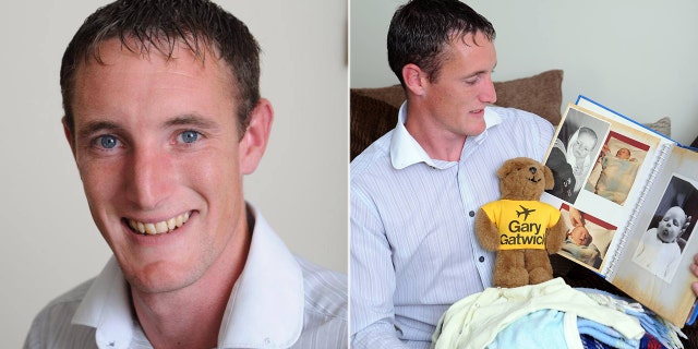 Steve Hydes poses with the stuffed bear and clothing he was found with on April 10, 1986.