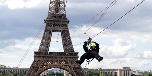 The special Smash Perrier event was set up by beverage company, Perrier, in celebration of the 118th French Open, or Roland-Garros, tennis tournament, and its own 41 years of being a partner with the tournament.