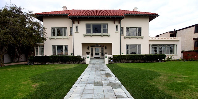 View of Jonah Shacknai's home in Coronado, Calif., on Oct. 25, 2011. His girlfriend Rebecca Zahau's body was found nude and bound July 13 at the oceanfront Spreckels mansion. (Photo by Sandy Huffaker/Corbis via Getty Images)