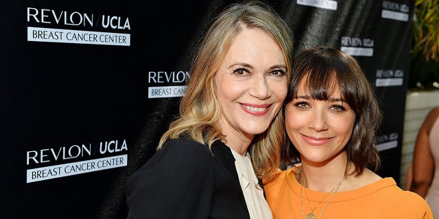 Actors Peggy Lipton, left, and daughter Rashida Jones attend an event in Los Angeles on Sept. 27, 2016. Lipton died Saturday at age 72, according to reports. (Getty Images)