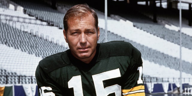Green Bay Packers quarterback Bart Starr died Sunday at the age of 85, according to the team.