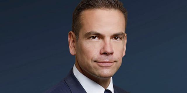 Executive Chairman and CEO of Fox Corporation Lachlan Murdoch announced on Wednesday that 700 senior members of the company would take reduced salaries amid the ongoing coronavirus pandemic.