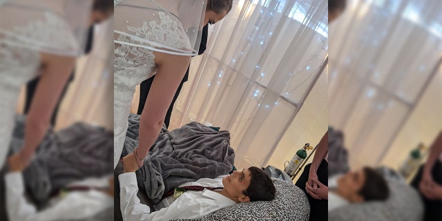 Tristin and Tianna Laue exchanged vows just hours before his death.