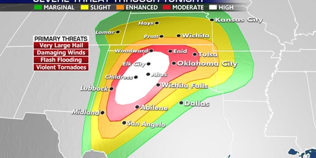 A high risk of tornadoes and extreme weather is expected Monday in northwestern Texas, in western and central Oklahoma.