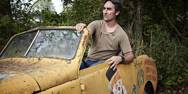 Mike Wolfe is a proud picker.