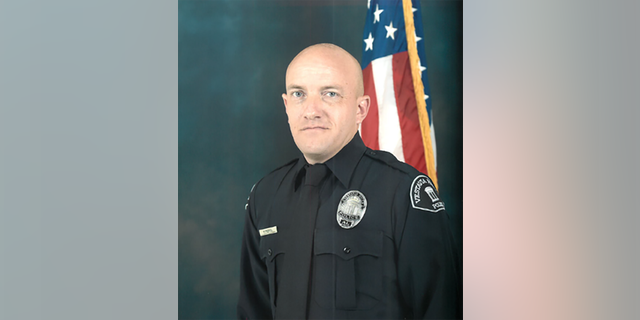 Officer Andrew Kimbrel, 42, died after being shot in a "domestic" incident, police said on Friday. (Vestavia Hills Police Department)