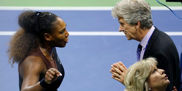 Serena Williams of the United States argues with referee Brian Earley during her Women's Singles finals match against Naomi Osaka of Japan on Day Thirteen of the 2018 US Open (Photo by Michael Owens/Getty Images)