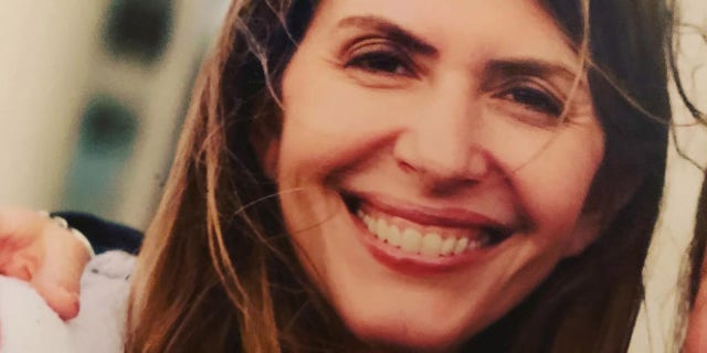 Jennifer Dulos, a 50-year-old brunette, was last seen on May 24, when she dropped off her children at their private school in the affluent town of New Canaan.<br data-cke-eol="1">