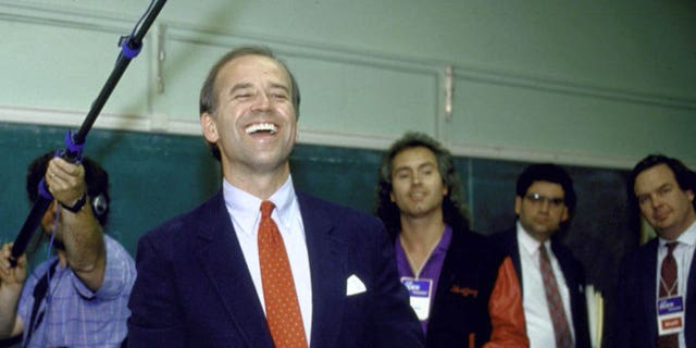 Sen. Joseph R. Biden Jr. (C) campaigning at an adult education center after announcing his bid for 1988 Democratic presidential nomination. (Photo by Steve Liss/The LIFE Images Collection/Getty Images)