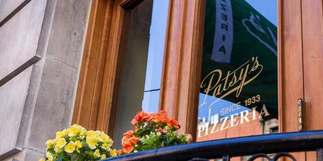 A waiter at Patsy's Pizzeria in East Harlem returned a $424K cashier's check to a customer who didn't tip.