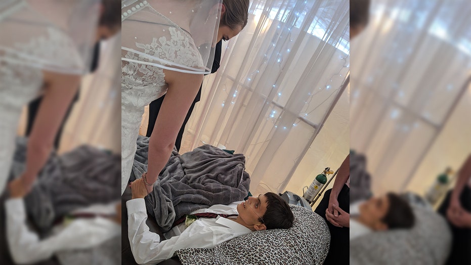 Iowa Veteran 20 Marries Girlfriend Hours Before Cancer Death