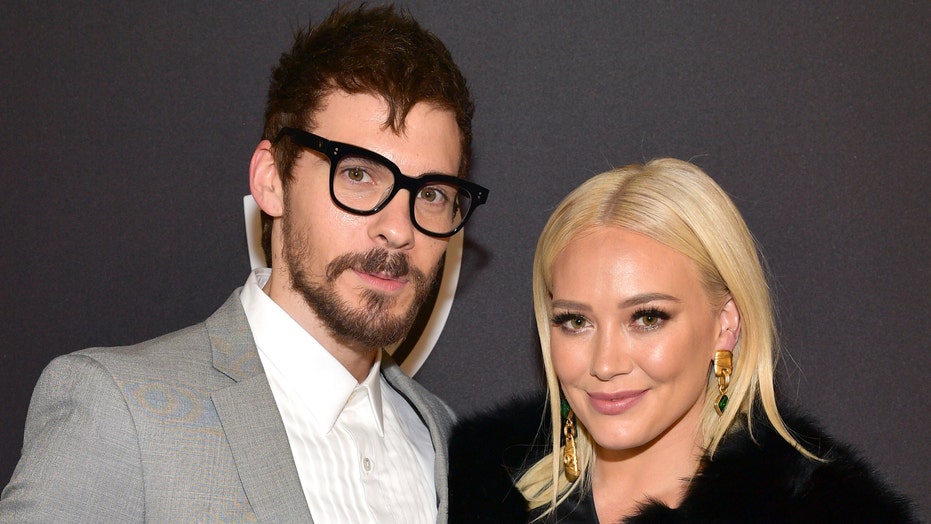 Hilary Duff Matthew Koma Share Just Married Photo From Wedding