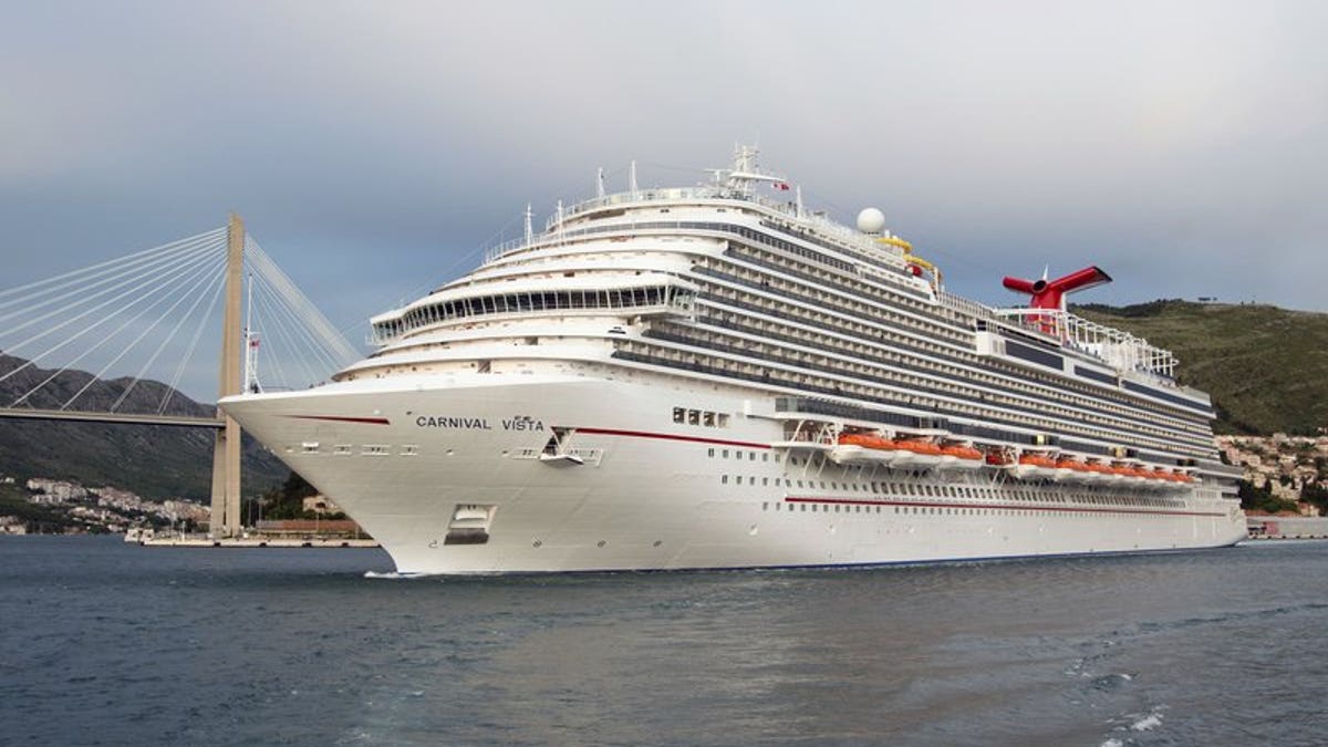 Heart attack aboard Carnival cruise raises questions about 'deaths on the  high seas' law, News