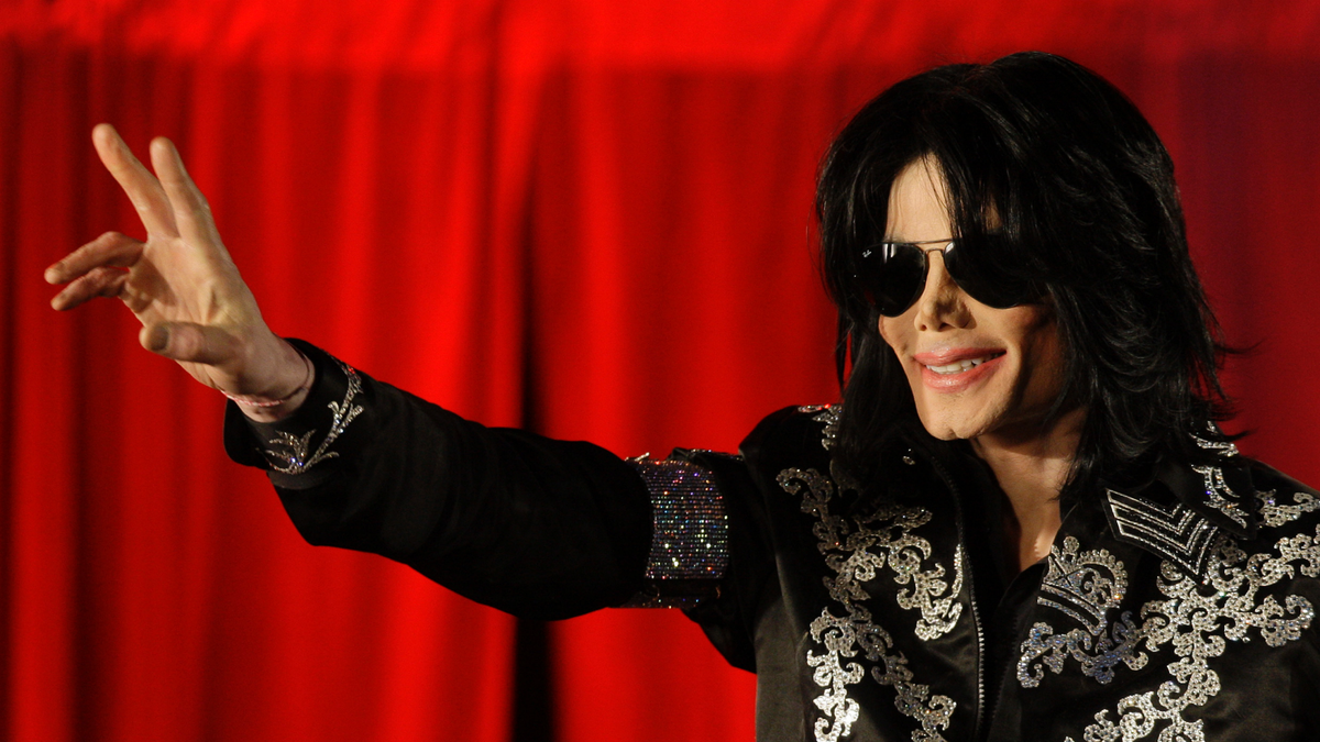 Michael Jackson's estate is no longer in a legal battle with his former manager.