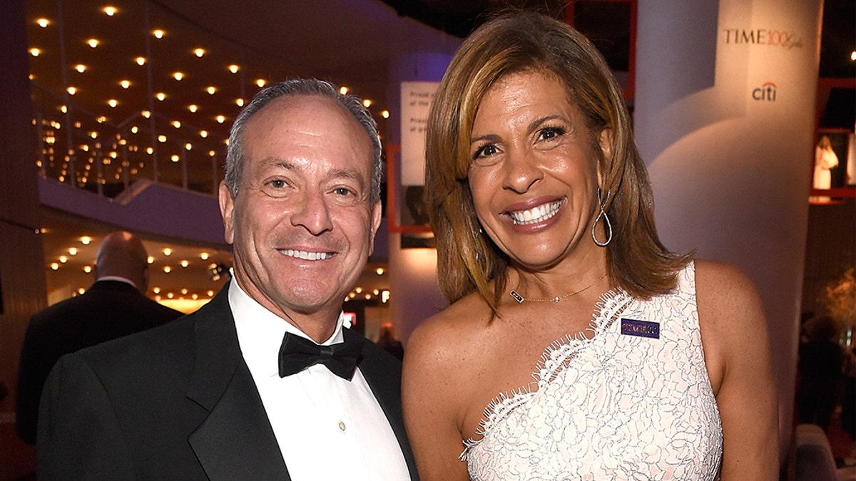 Joel Schiffman and Hoda Kotb