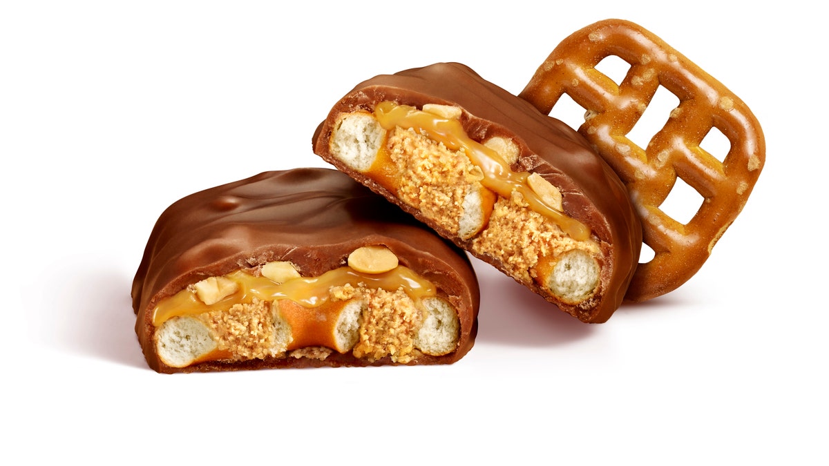 It’s also going from Hershey’s Take5 to Reese’s Take5 to remind all that the peanut butter inside the bar is not just any peanut butter – it’s Reese’s peanut butter.