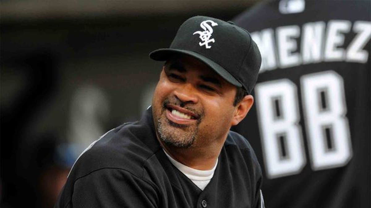 Ozzie Guillen on the Guardians after the sweep, “[They] are in town. Be  careful with your girlfriends because they might have a couple drinks with  them tonight.” : r/baseball