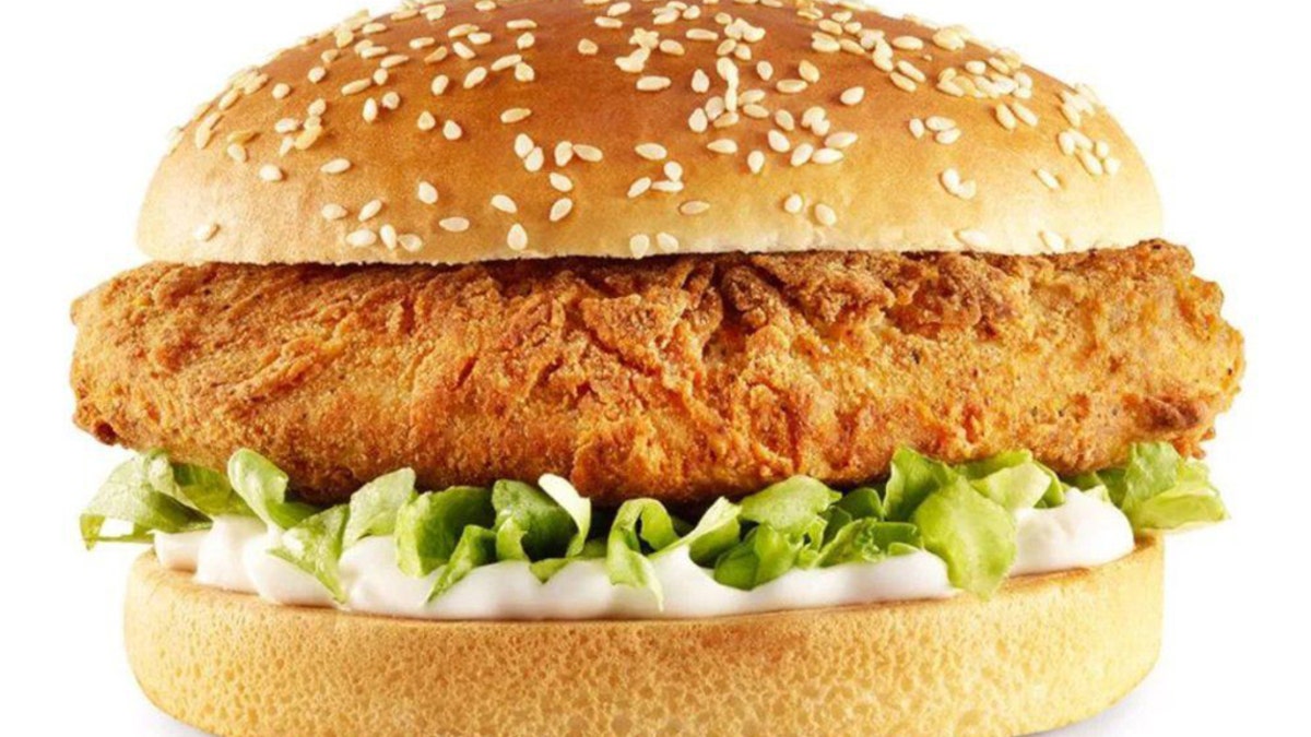 The new faux-chicken offering, called “The Imposter,” will feature a Quorn chicken fillet, a layer of vegan mayo and iceberg lettuce on a seeded bun. 