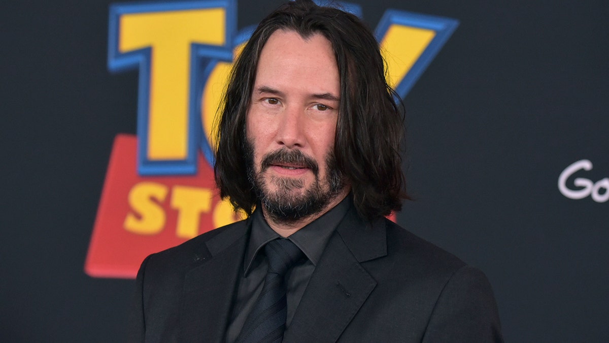 Keanu Reeves arrives at the world premiere of 