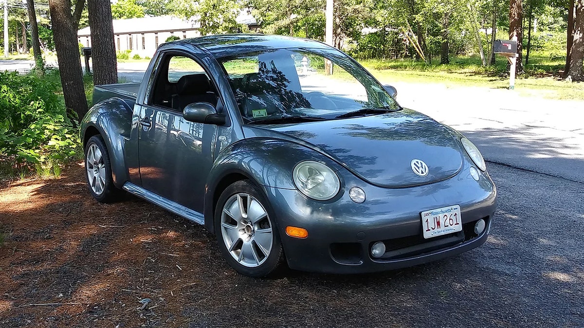 herstel Vergadering slachtoffer Cute ute? VW Beetle pickup kit is a sell out | Fox News