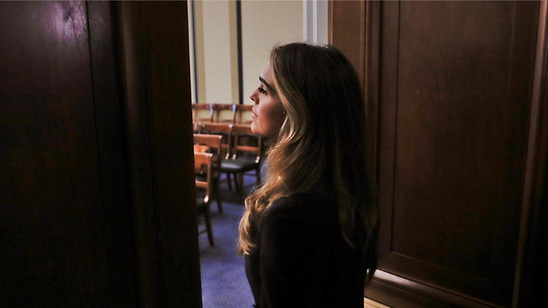 Former White House communications director Hope Hicks arrives for a closed-door interview with the House Judiciary Committee in Washington, June 19, 2019. 